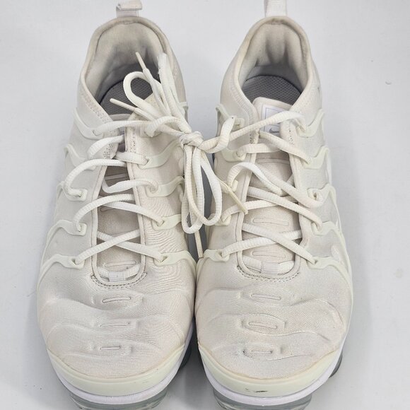 NIKE 924453-100 WHITE VAPORMAX PLUS MENS SNEAKER SIZE US 9